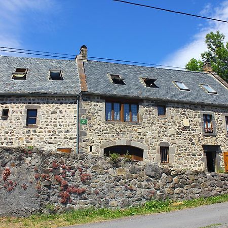 Maison De Varennes Шамбон-сюр-Лак Екстериор снимка