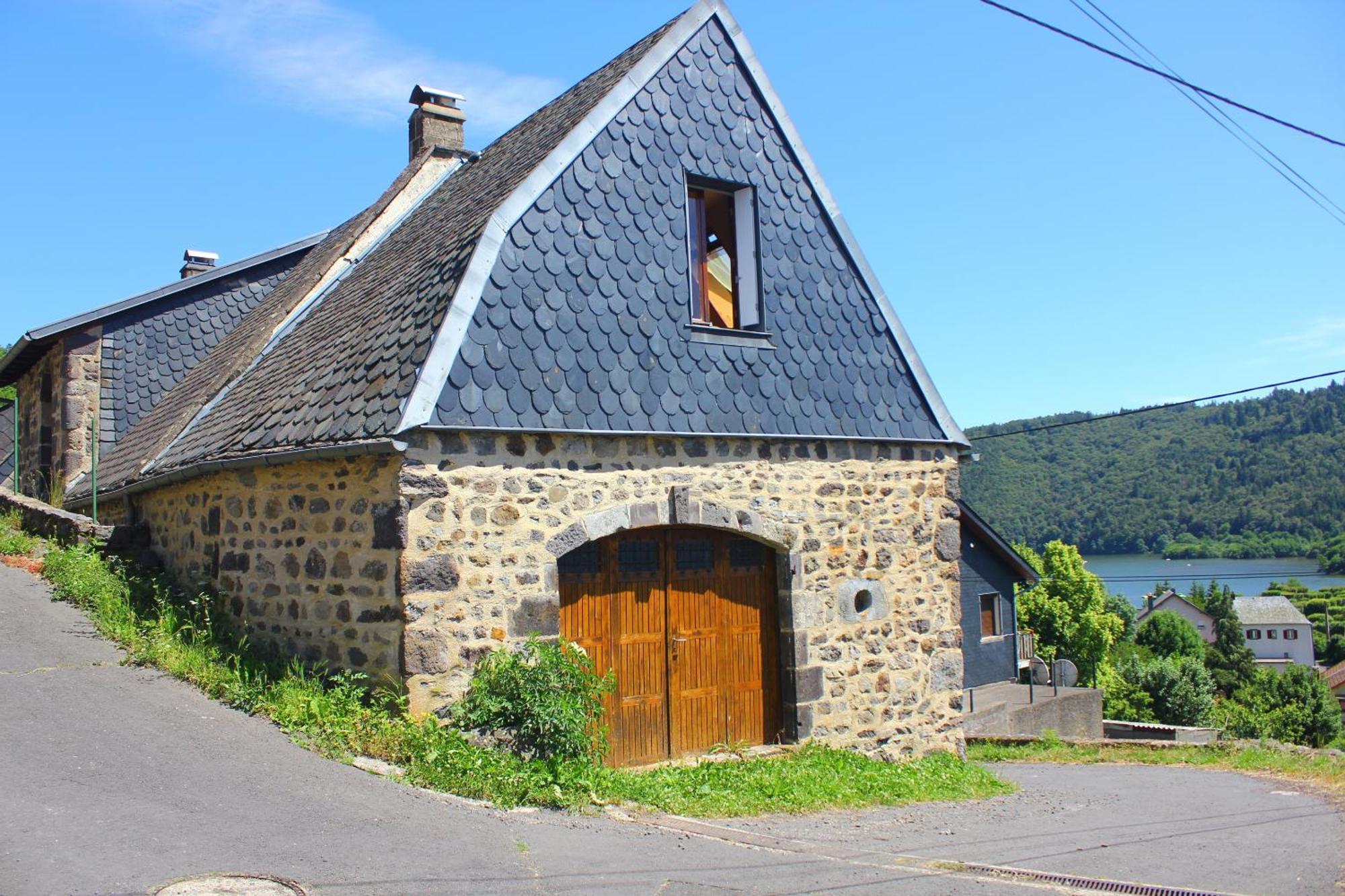 Maison De Varennes Шамбон-сюр-Лак Екстериор снимка