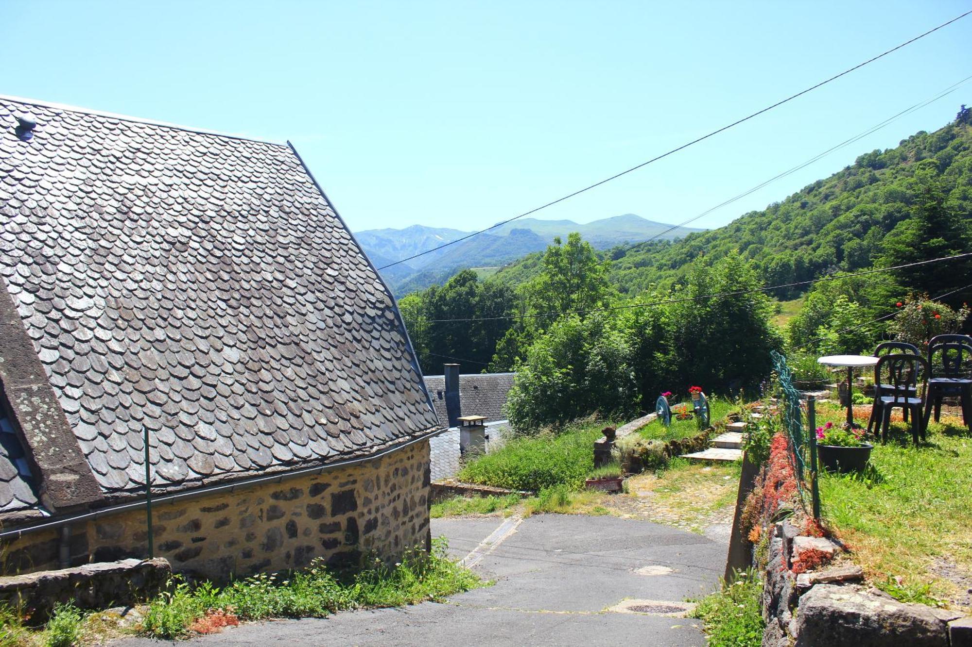 Maison De Varennes Шамбон-сюр-Лак Екстериор снимка